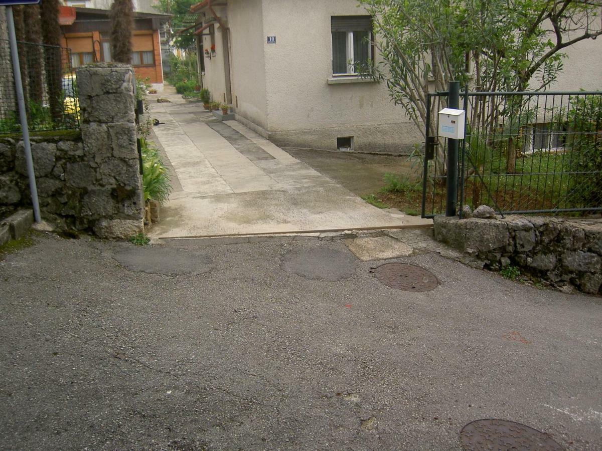 Ferienwohnung Apartman Thea Opatija Exterior foto